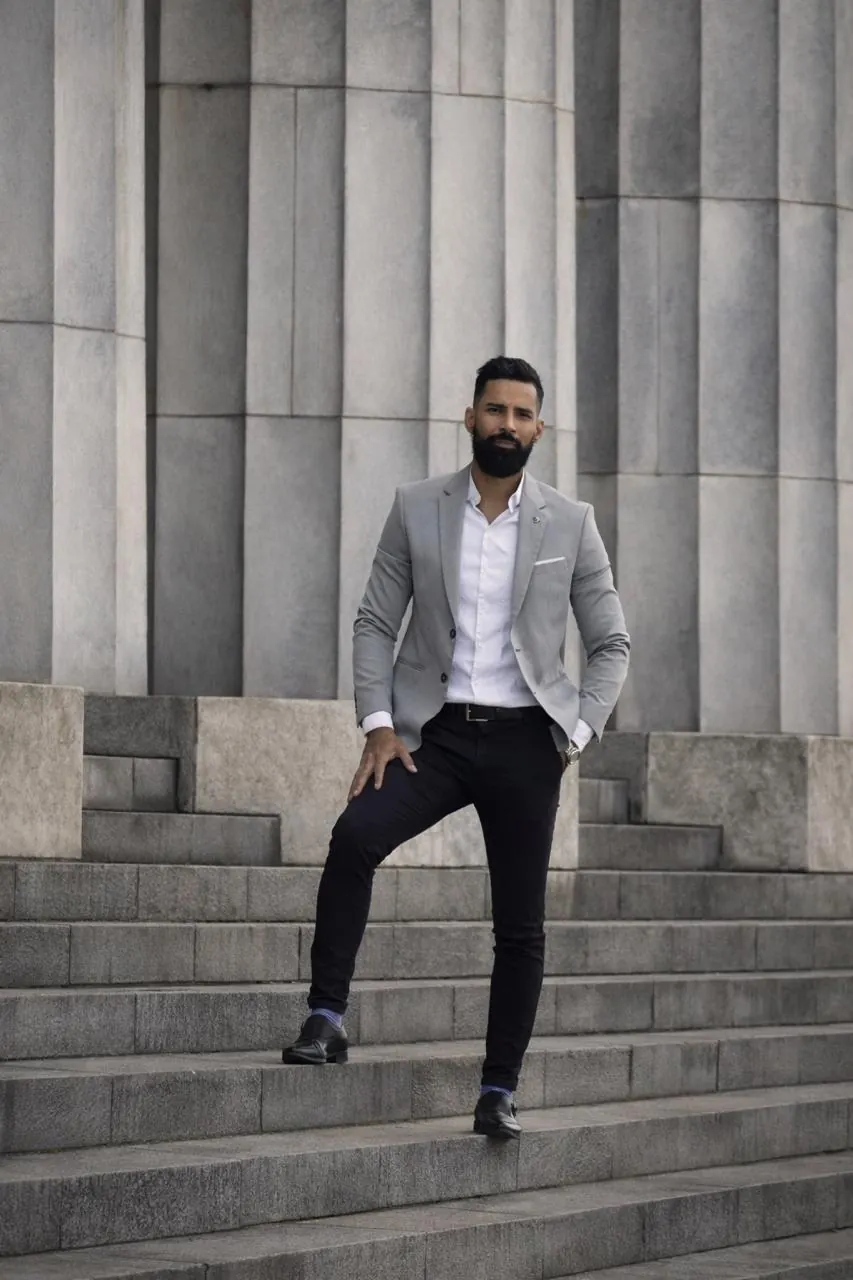 Dr. César Suárez, abogado litigante en Buenos Aires